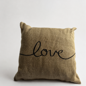 Almohadón Arpillera Love
