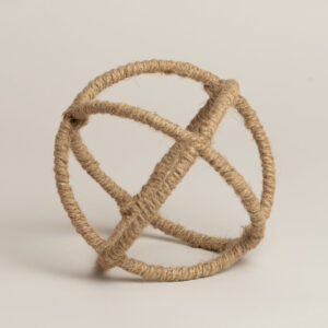 Pieza Decorativa De Hilo Y Metal